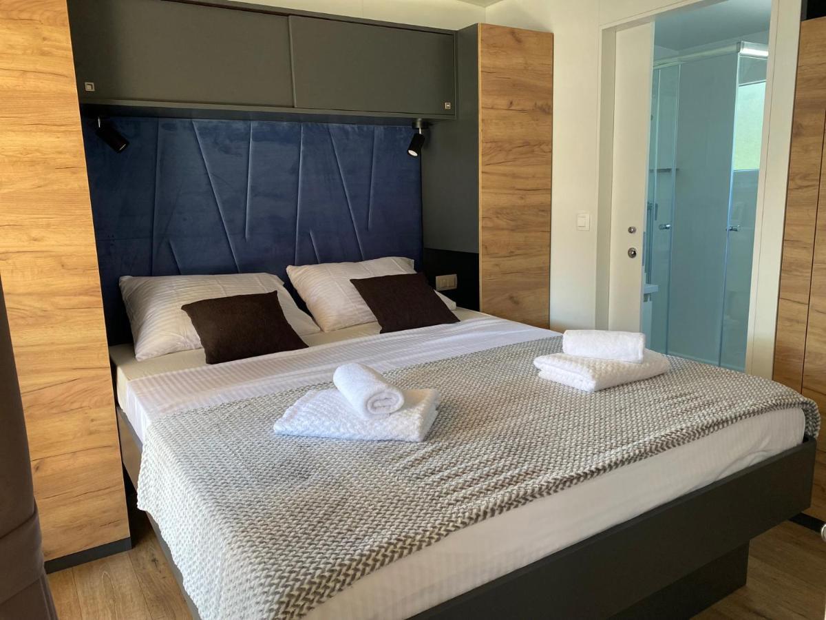 Mobile Home Saky, Biograd na Moru Kültér fotó