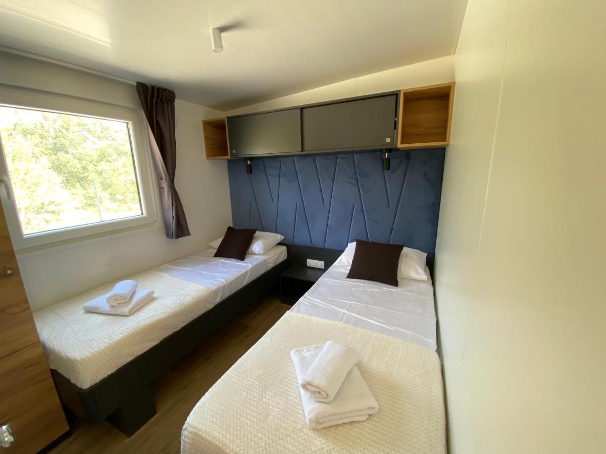 Mobile Home Saky, Biograd na Moru Kültér fotó